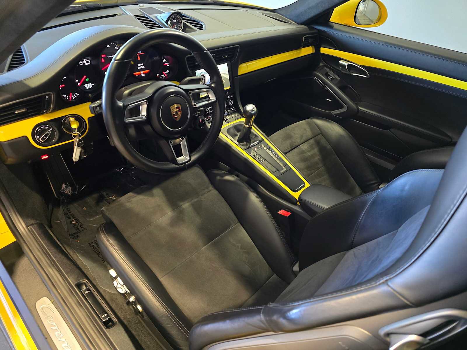 Used 2017 Porsche 911 Carrera S image 5