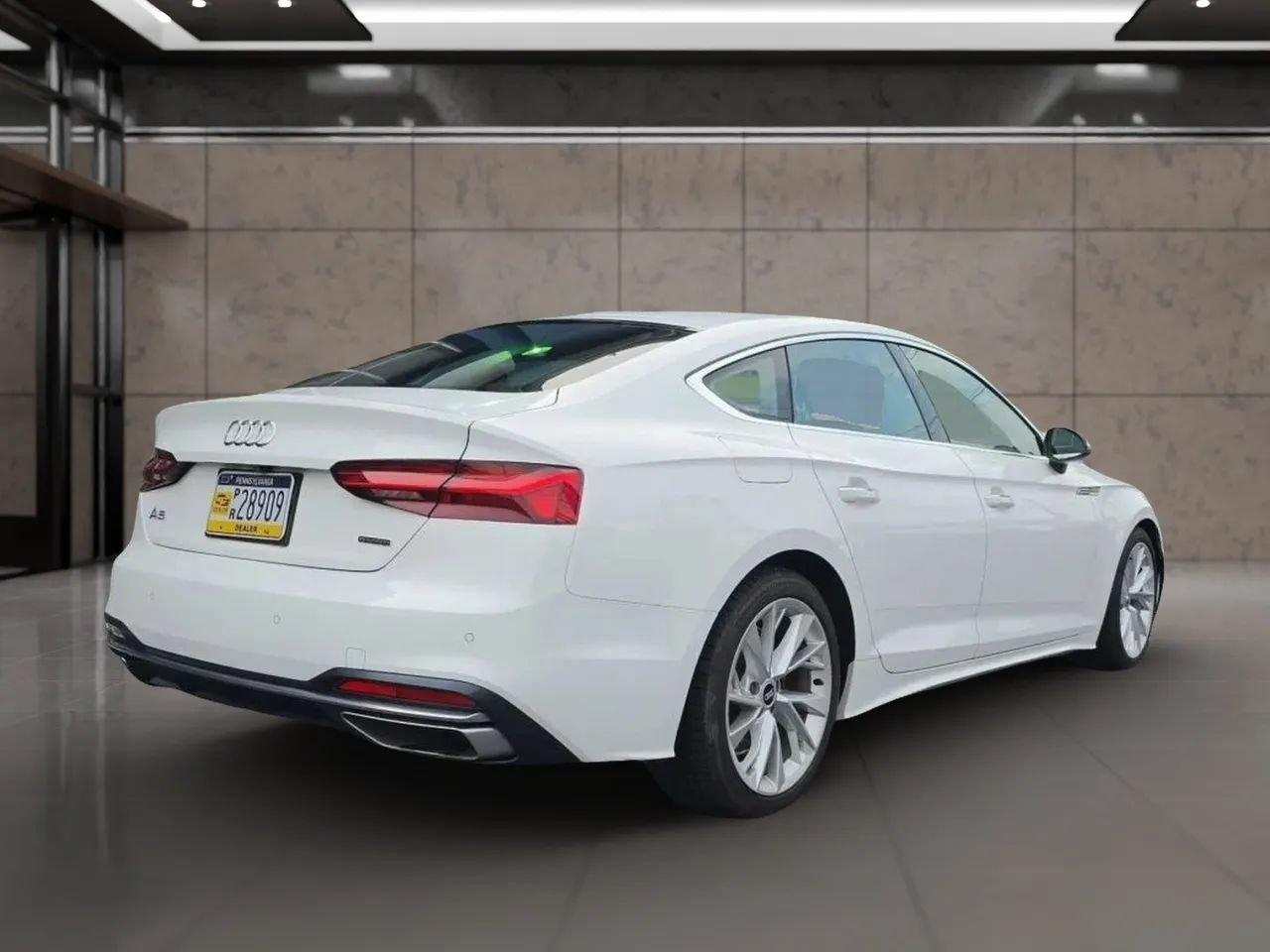 Used 2021 Audi A5 2.0T Premium w/ Convenience Package AWD/4WD image 4