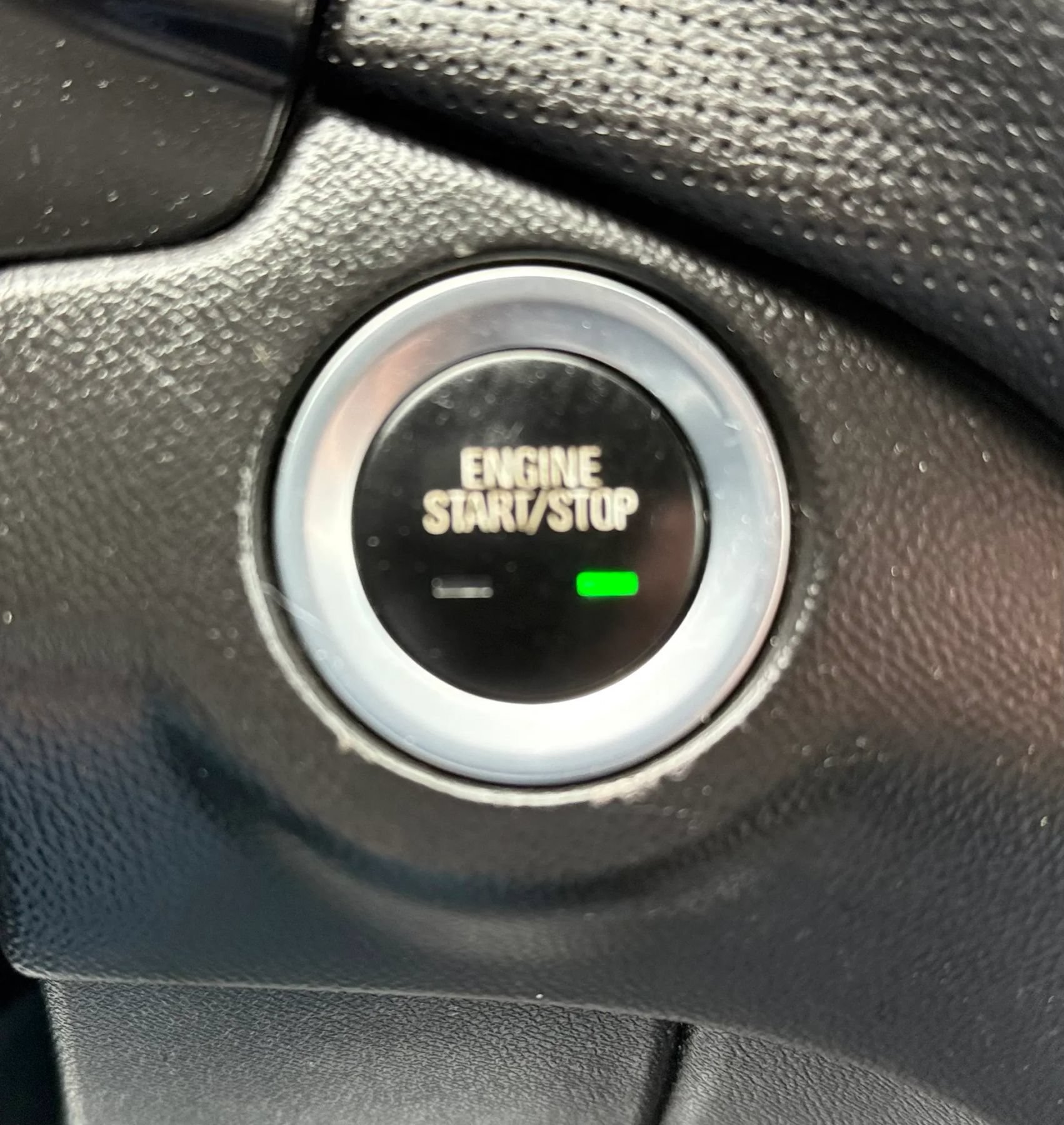 Used 2018 Chevrolet Equinox Premier AWD/4WD image 19