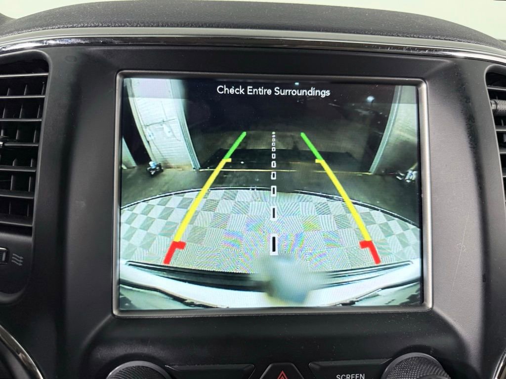 Used 2018 Jeep Grand Cherokee Laredo image 18