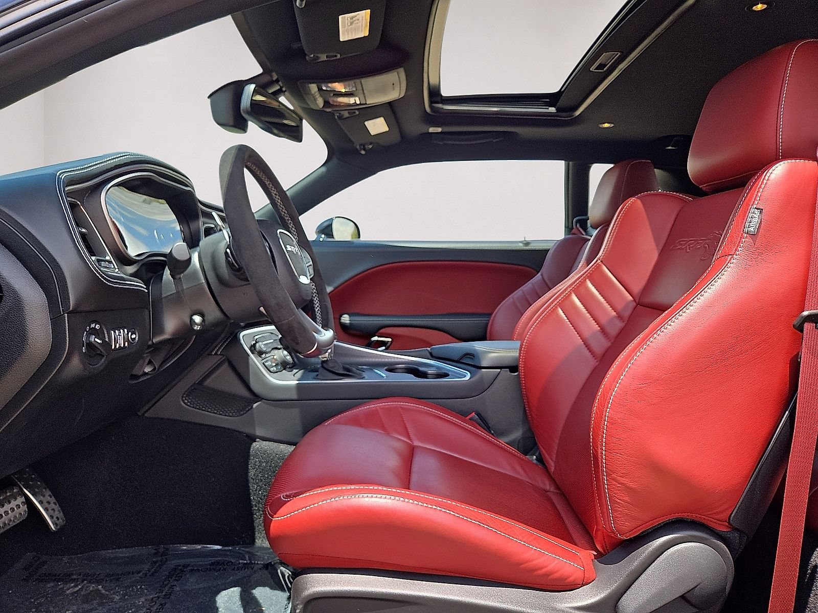 Used 2023 Dodge Challenger SRT Hellcat RWD image 20