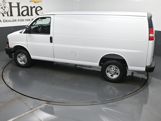 New 2026 Chevrolet Express 2500 w/ Driver Convenience Package RWD image 37
