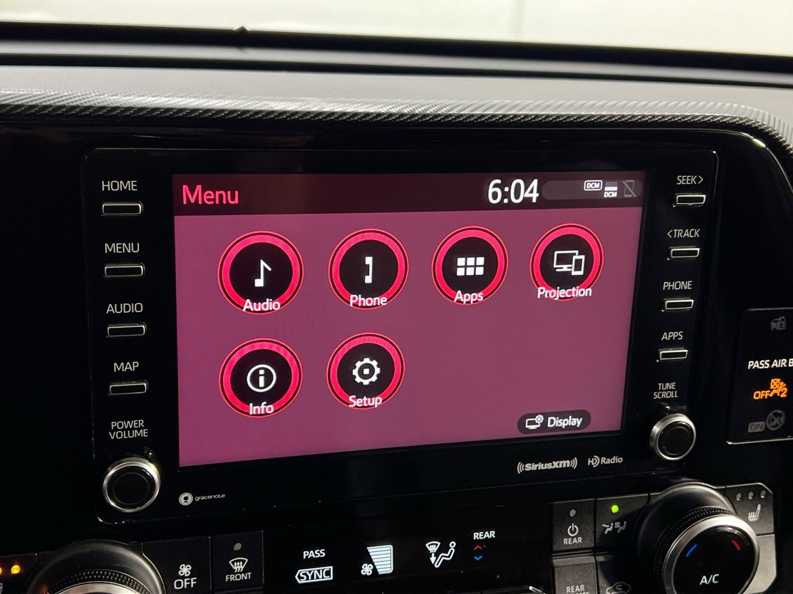 Used 2022 Toyota Highlander XSE image 22