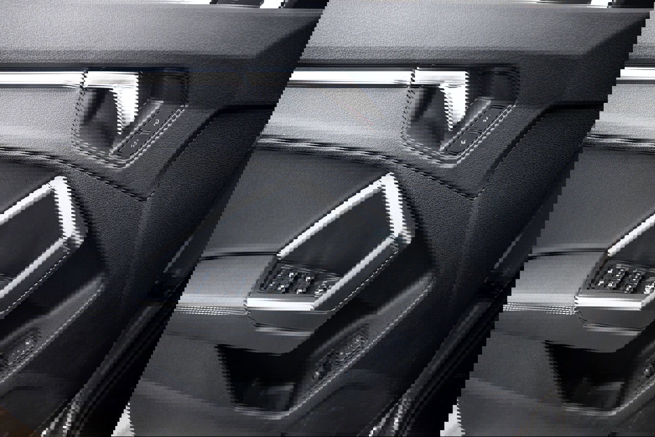 Certified 2025 Audi Q3 2.0T Premium w/ Convenience Package image 13