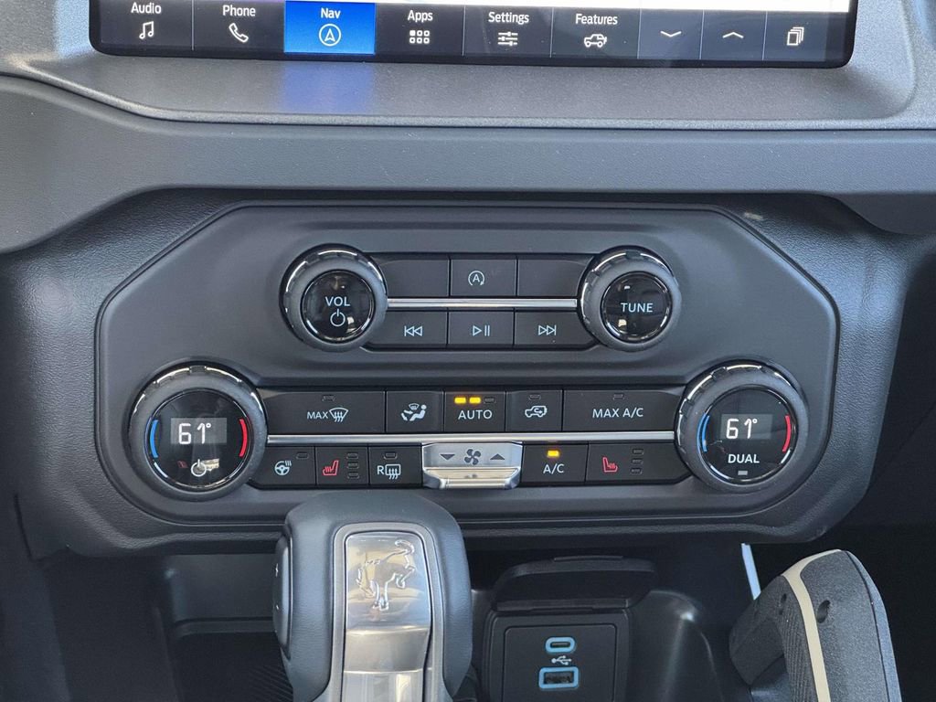 New 2025 Ford Bronco Badlands image 5