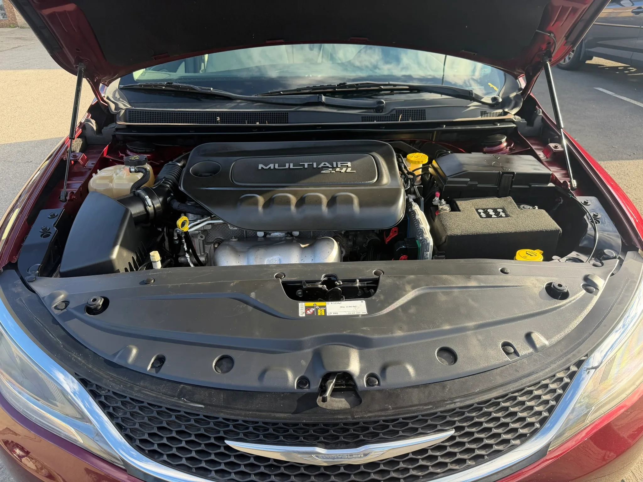 Used 2015 Chrysler 200 Limited w/ Convenience Group image 24