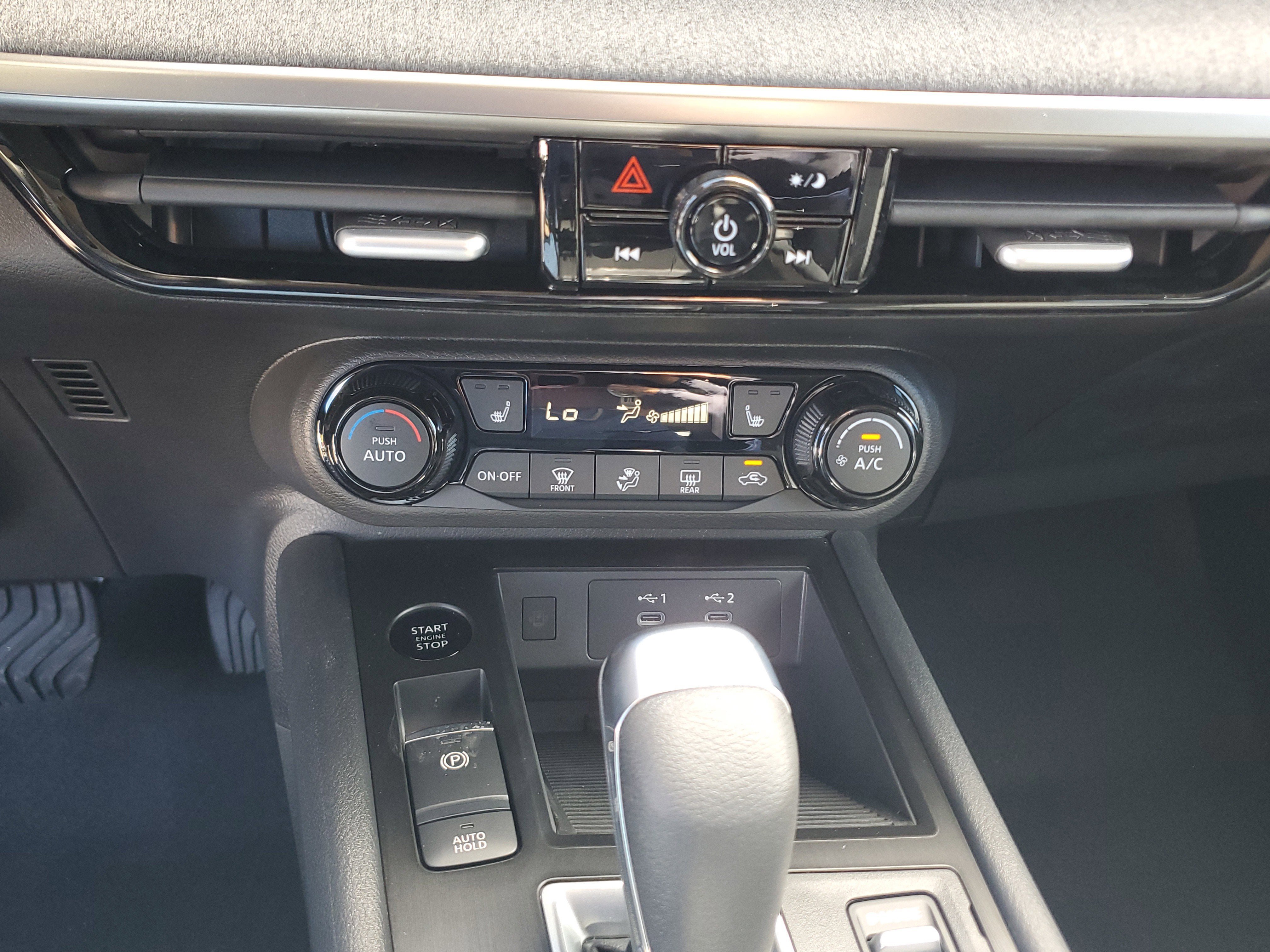 New 2026 Nissan Kicks SV FWD image 17