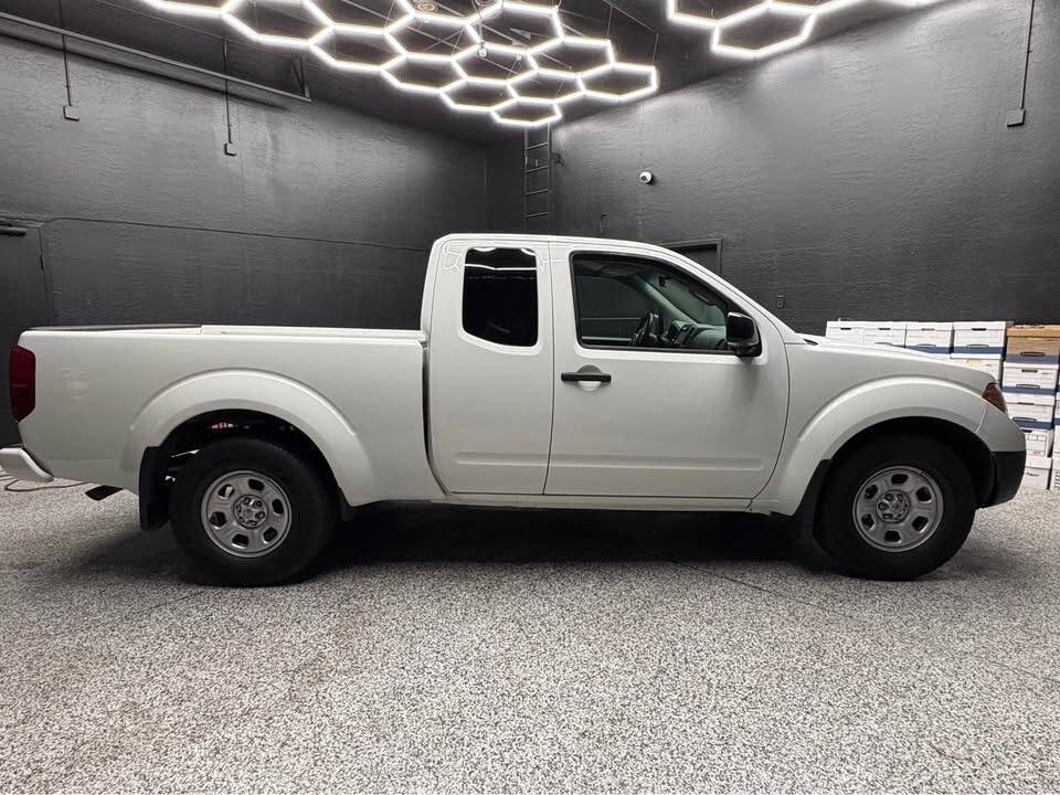 Used 2021 Nissan Frontier S image 11