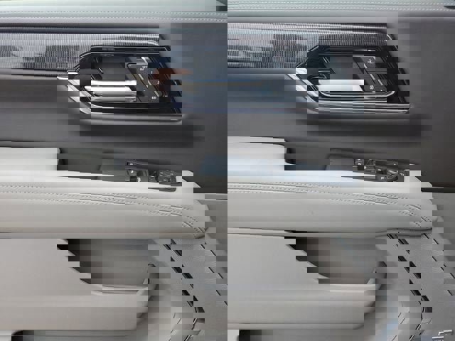 New 2026 GMC Yukon XL Elevation w/ Elevation Premium Package image 17