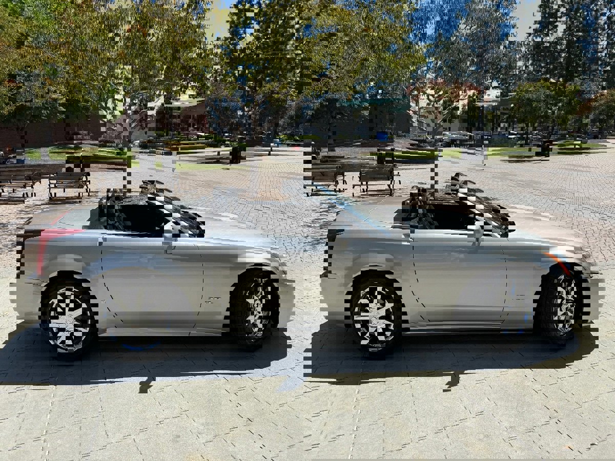 Used 2008 Cadillac XLR image 12