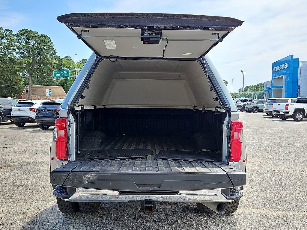 Certified 2025 Chevrolet Silverado 3500 LTZ w/ LTZ Plus Package AWD/4WD image 32