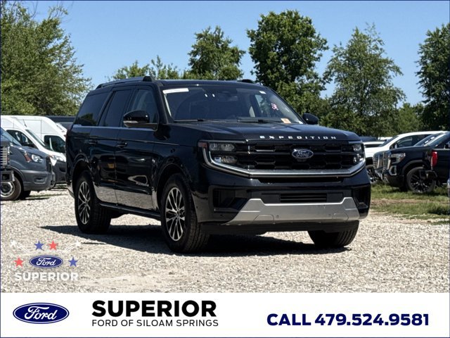Used 2025 Ford Expedition Platinum AWD/4WD image 1
