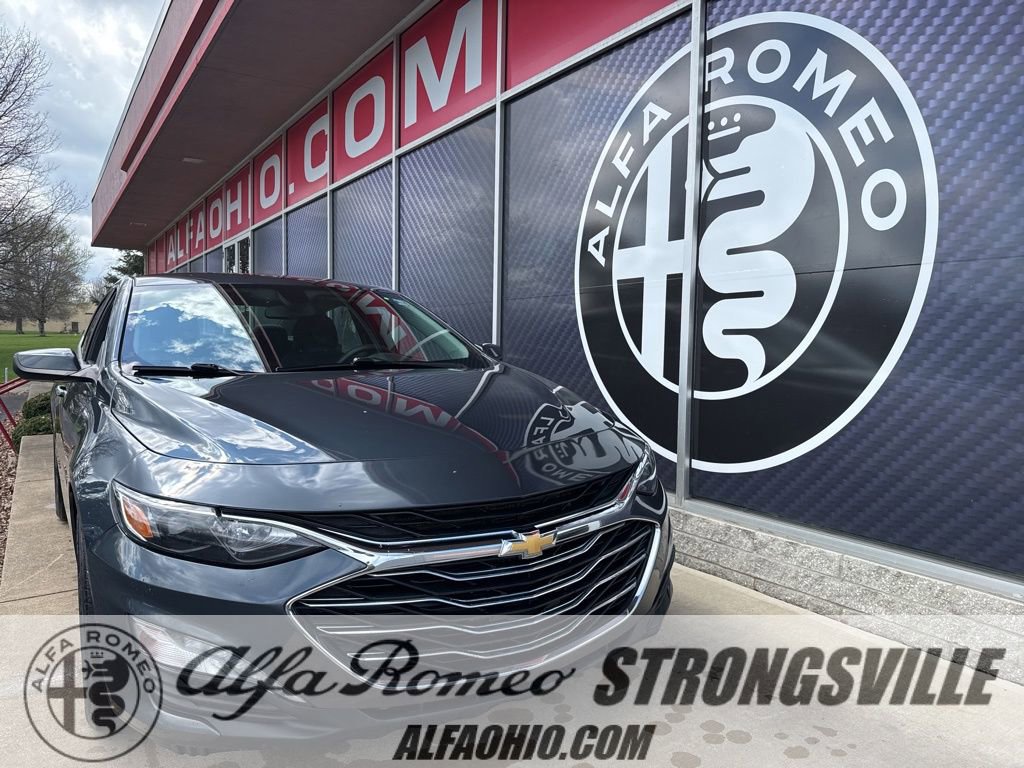 Used 2019 Chevrolet Malibu LT FWD image 1