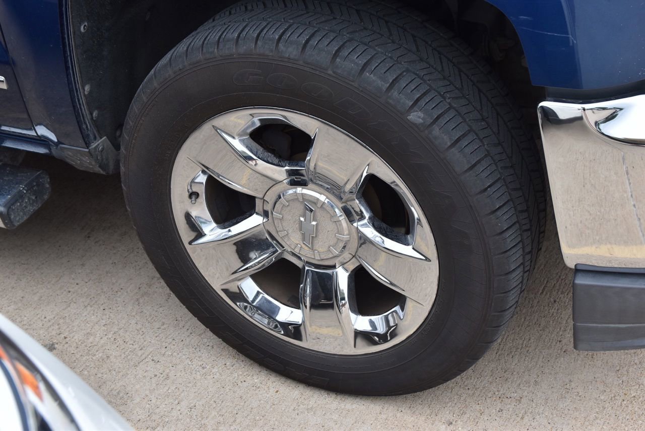 Used 2016 Chevrolet Silverado 1500 LTZ w/ Texas Edition RWD image 9
