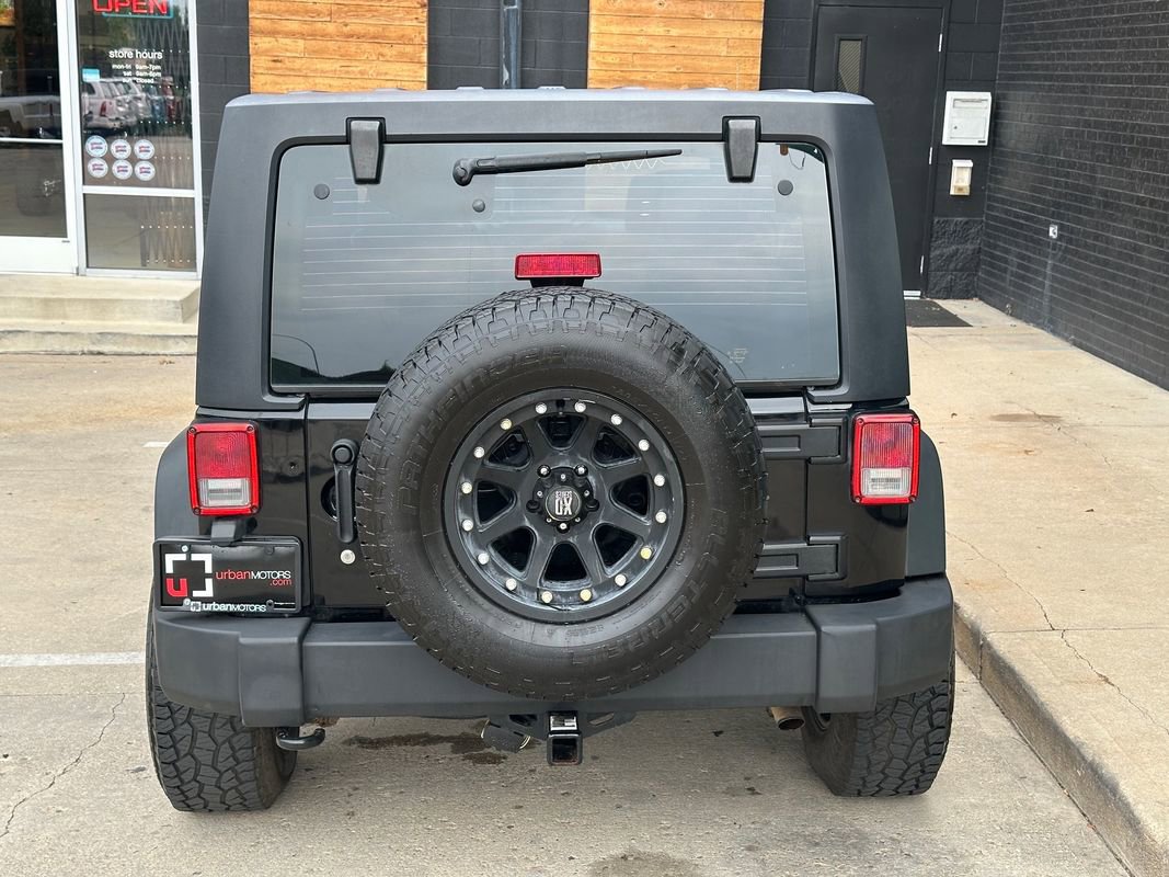 Used 2012 Jeep Wrangler Unlimited Sport w/ Connectivity Group image 15