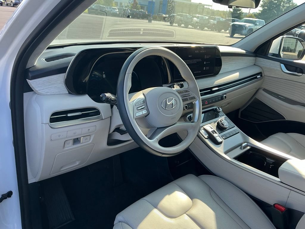 Certified 2024 Hyundai Palisade Calligraphy AWD/4WD image 18