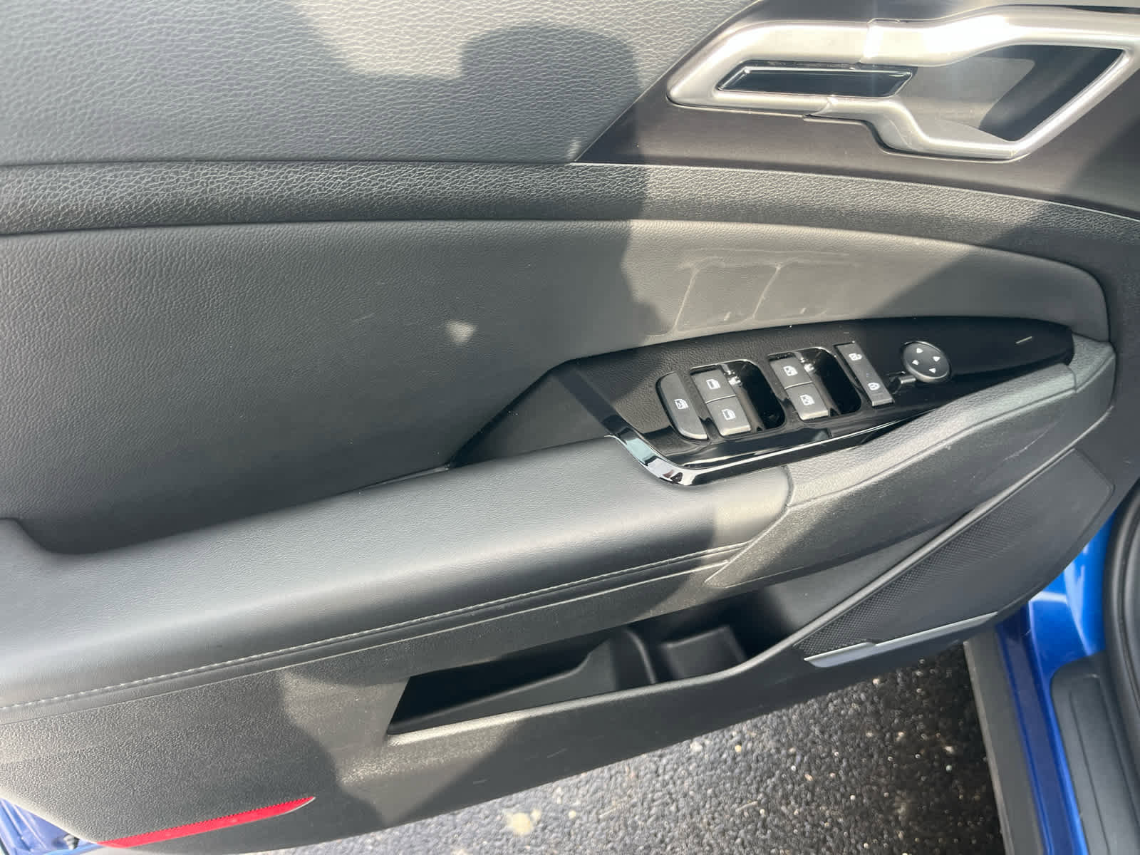 Used 2024 Kia Sportage EX image 27