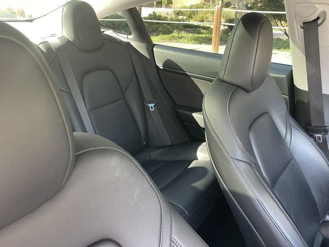 Used 2023 Tesla Model 3 Standard Range RWD image 9