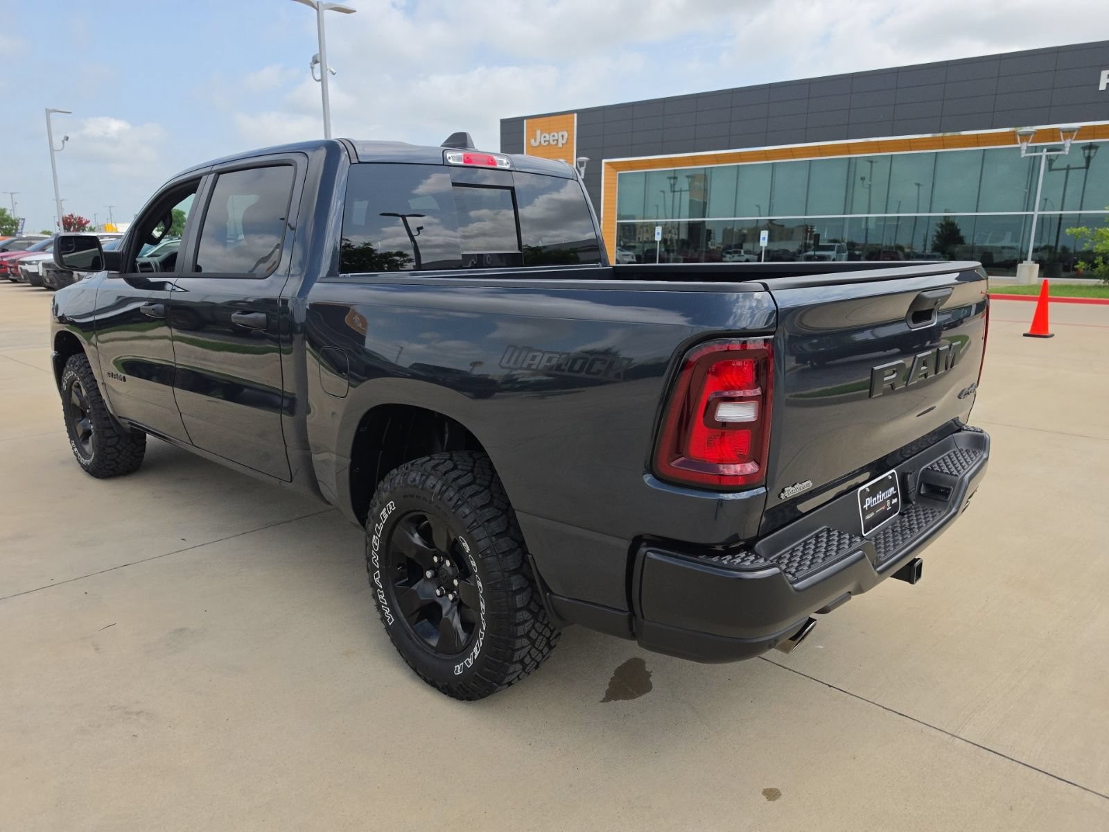 New 2026 RAM 1500 Warlock AWD/4WD image 4