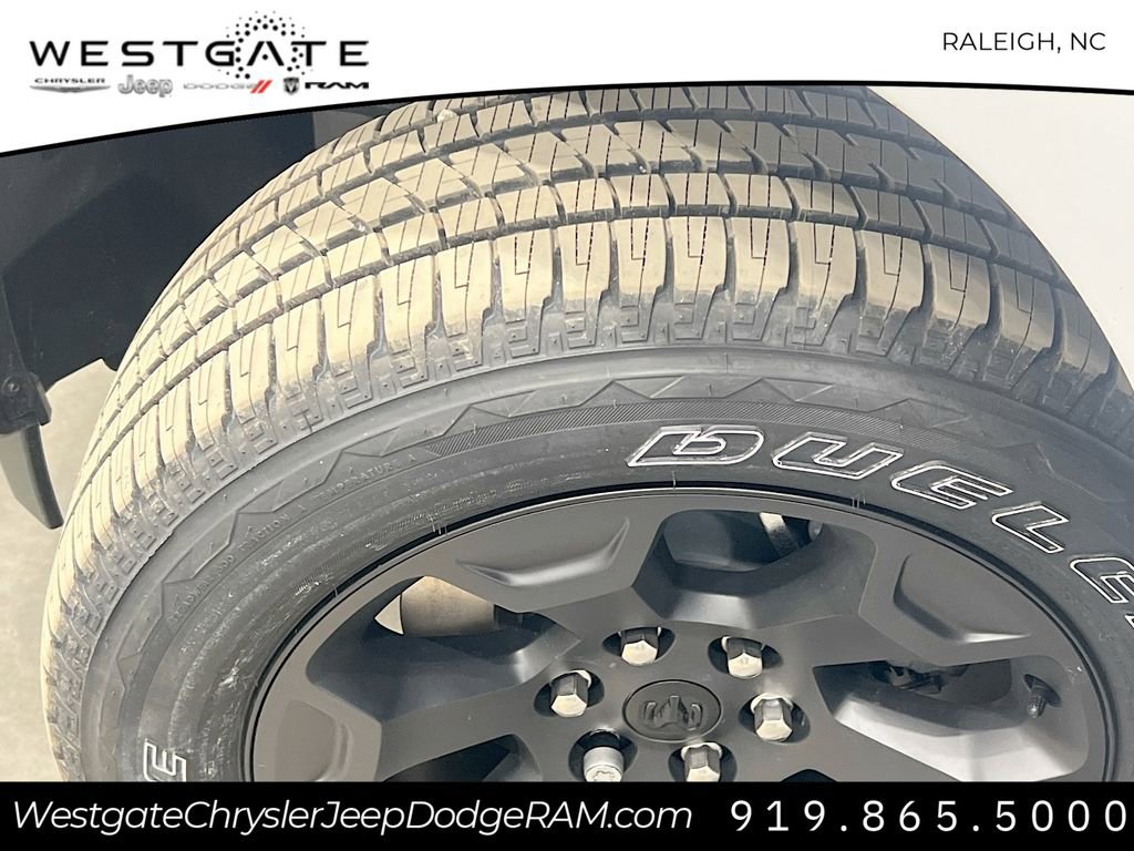 New 2026 RAM 1500 4x4 Crew Cab image 24