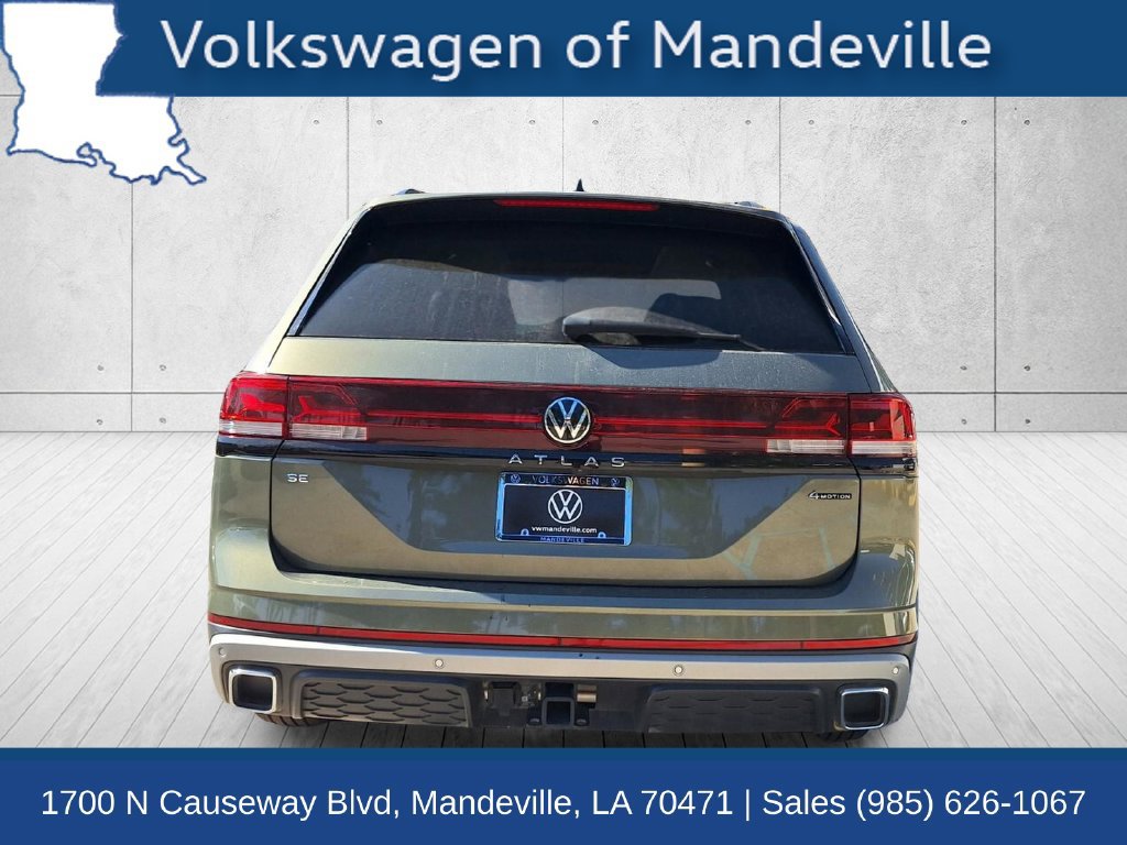 Used 2025 Volkswagen Atlas Peak Edition SE AWD/4WD image 6