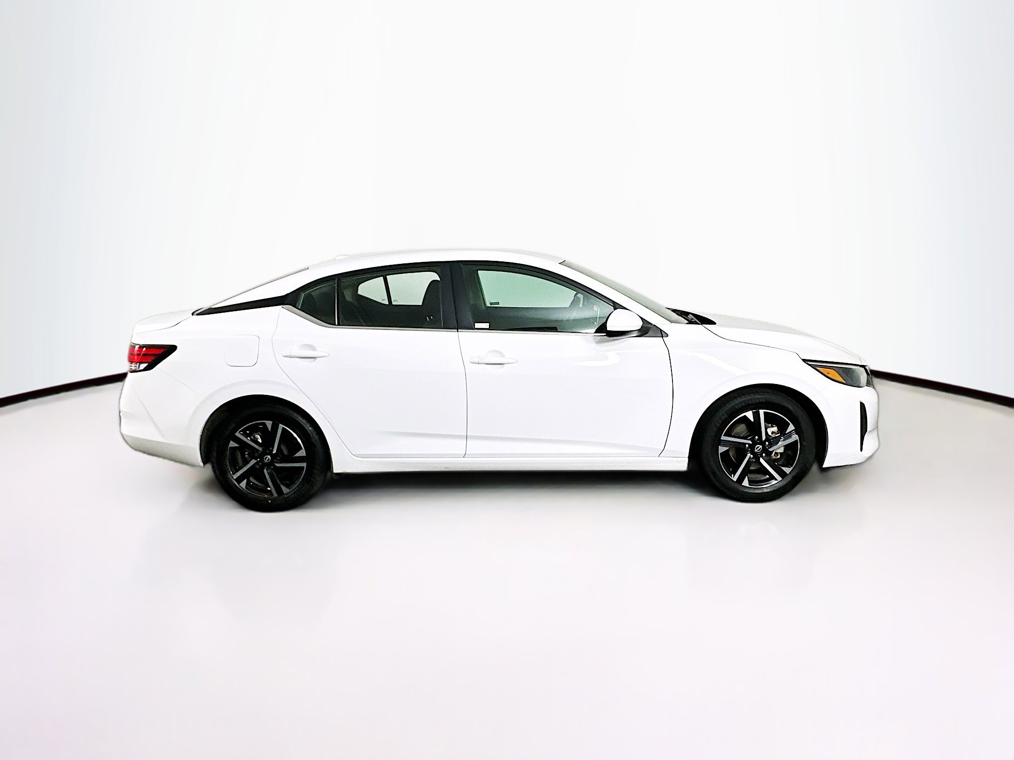 Used 2024 Nissan Sentra SV FWD image 10