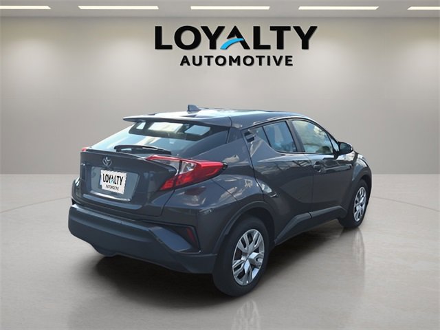 Used 2021 Toyota C-HR LE image 5