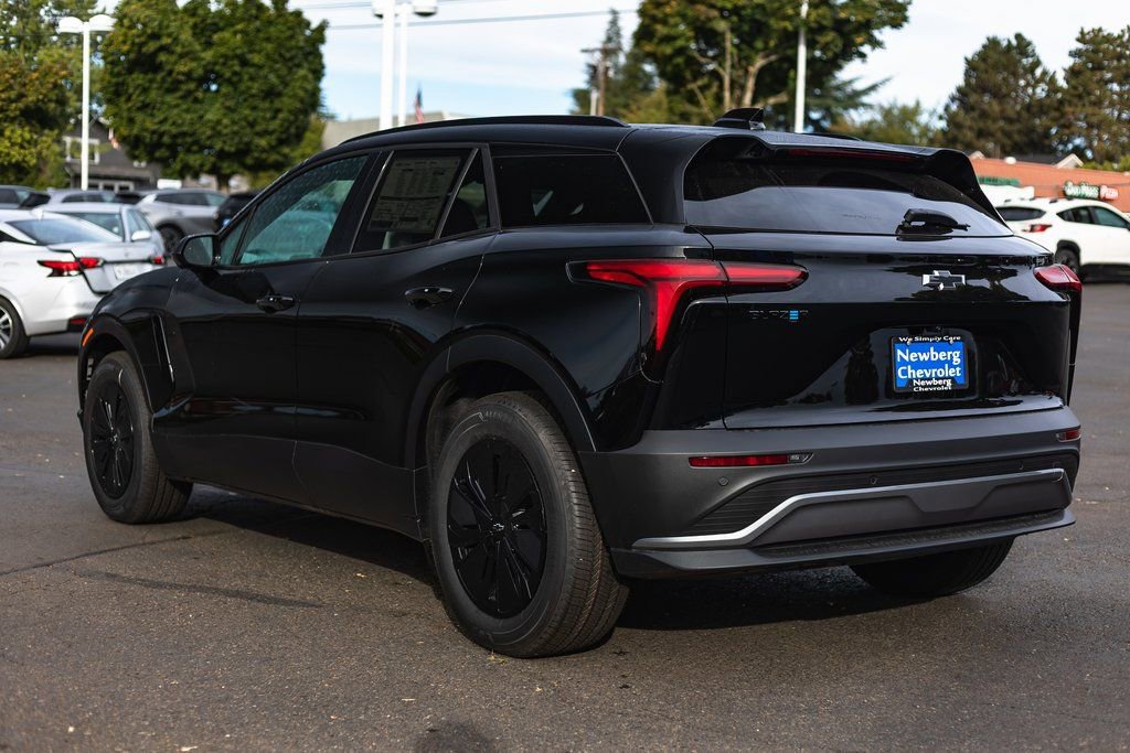 New 2025 Chevrolet Blazer EV LT w/ Midnight/Sport Edition image 29