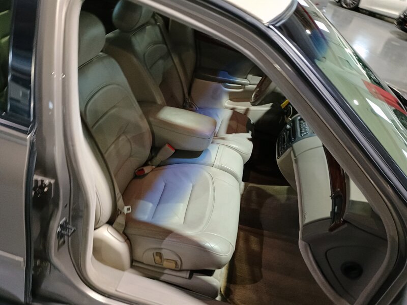 Used 2001 Cadillac De Ville FWD image 53