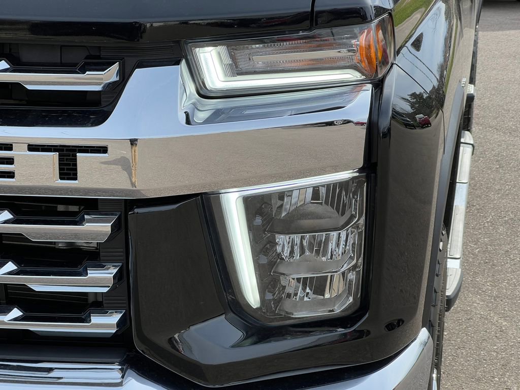 Certified 2022 Chevrolet Silverado 3500 LTZ w/ LTZ Premium Package image 47