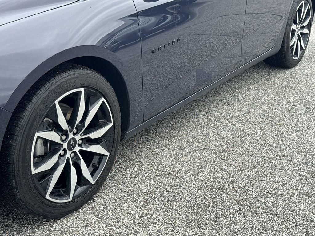 Used 2025 Chevrolet Malibu RS w/ LPO, Floor Liner Package image 18