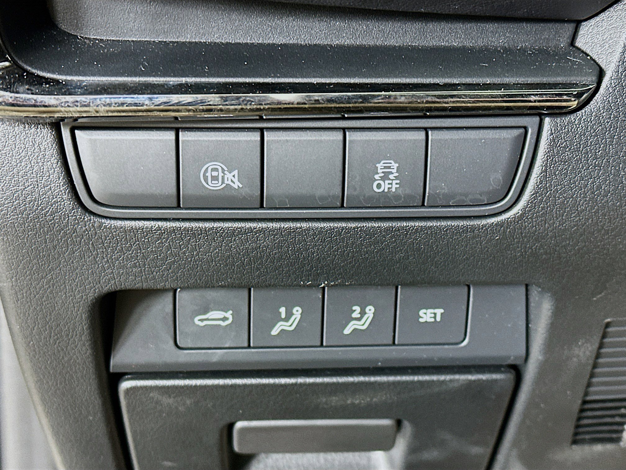 Used 2025 MAZDA MAZDA3 s image 17