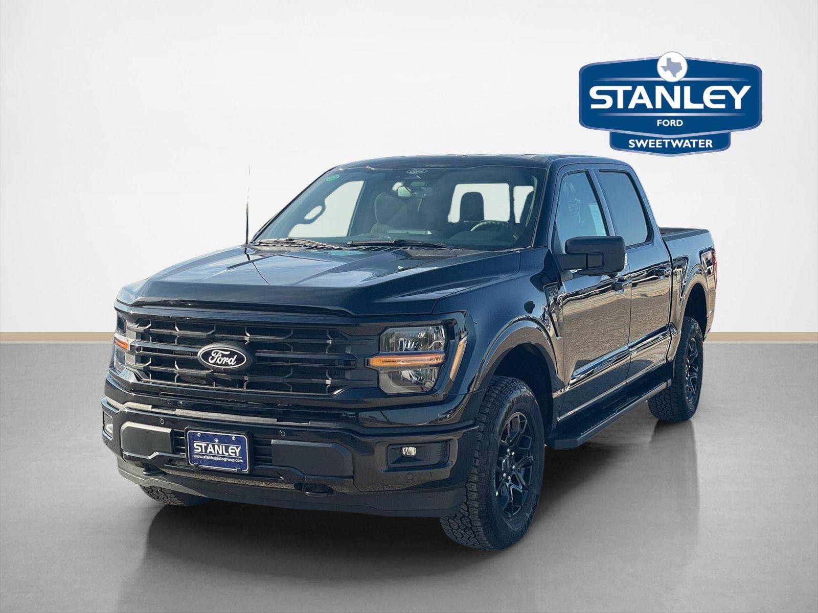 New 2026 Ford F150 XLT w/ Equipment Group 302A MID AWD/4WD image 3
