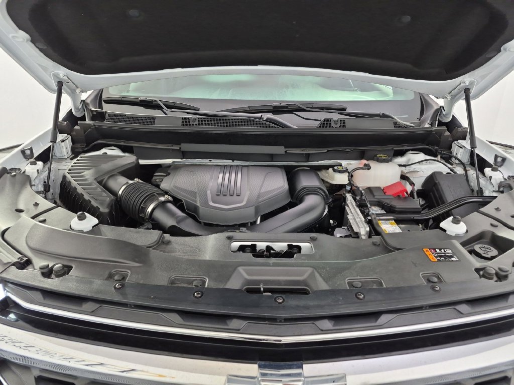 Certified 2026 Chevrolet Traverse LT FWD image 39