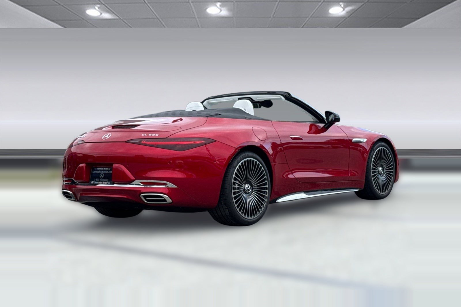 New 2026 Mercedes-Benz Maybach SL 680 image 9