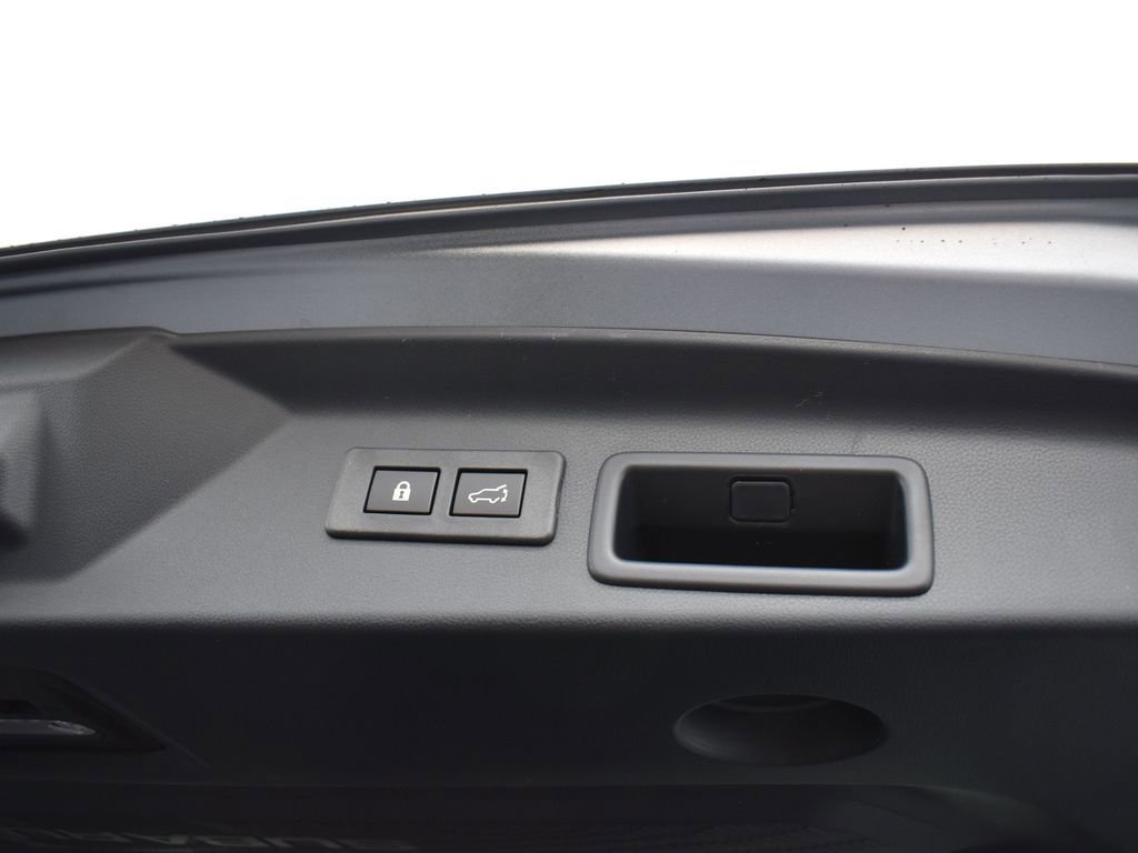 Certified 2026 Subaru Forester Premium image 28