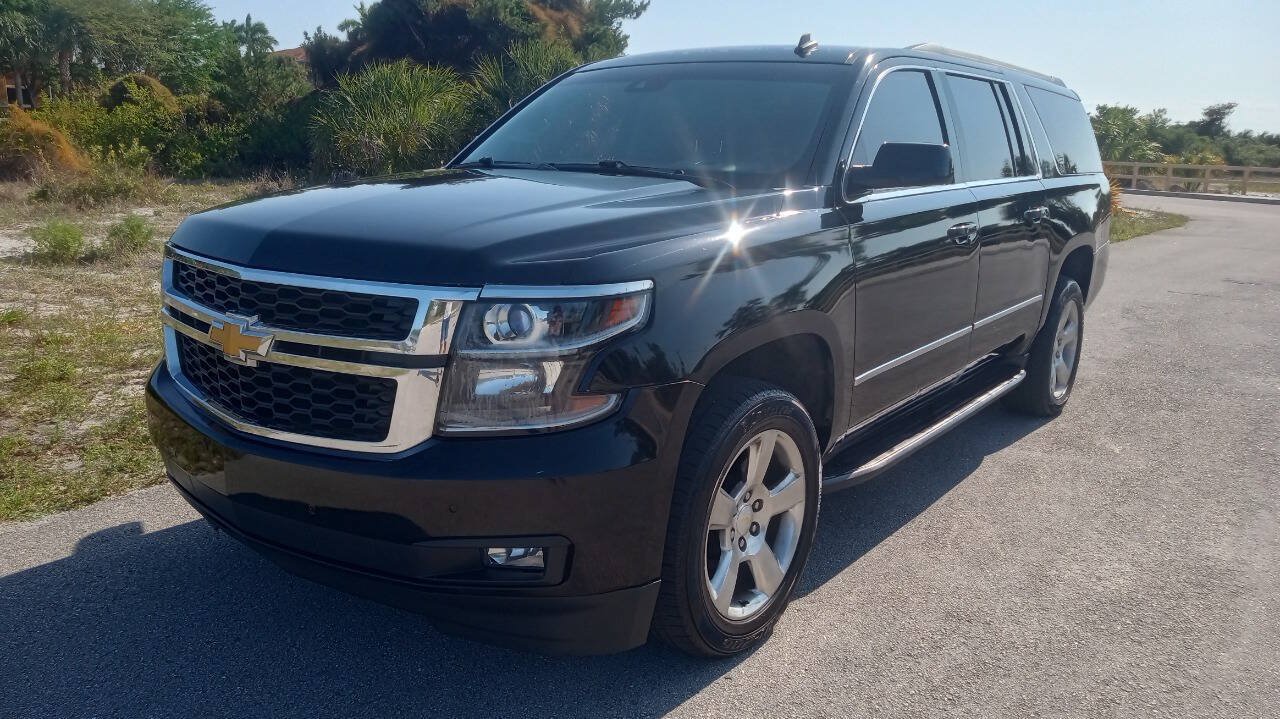 Used 2015 Chevrolet Suburban LT AWD/4WD image 2