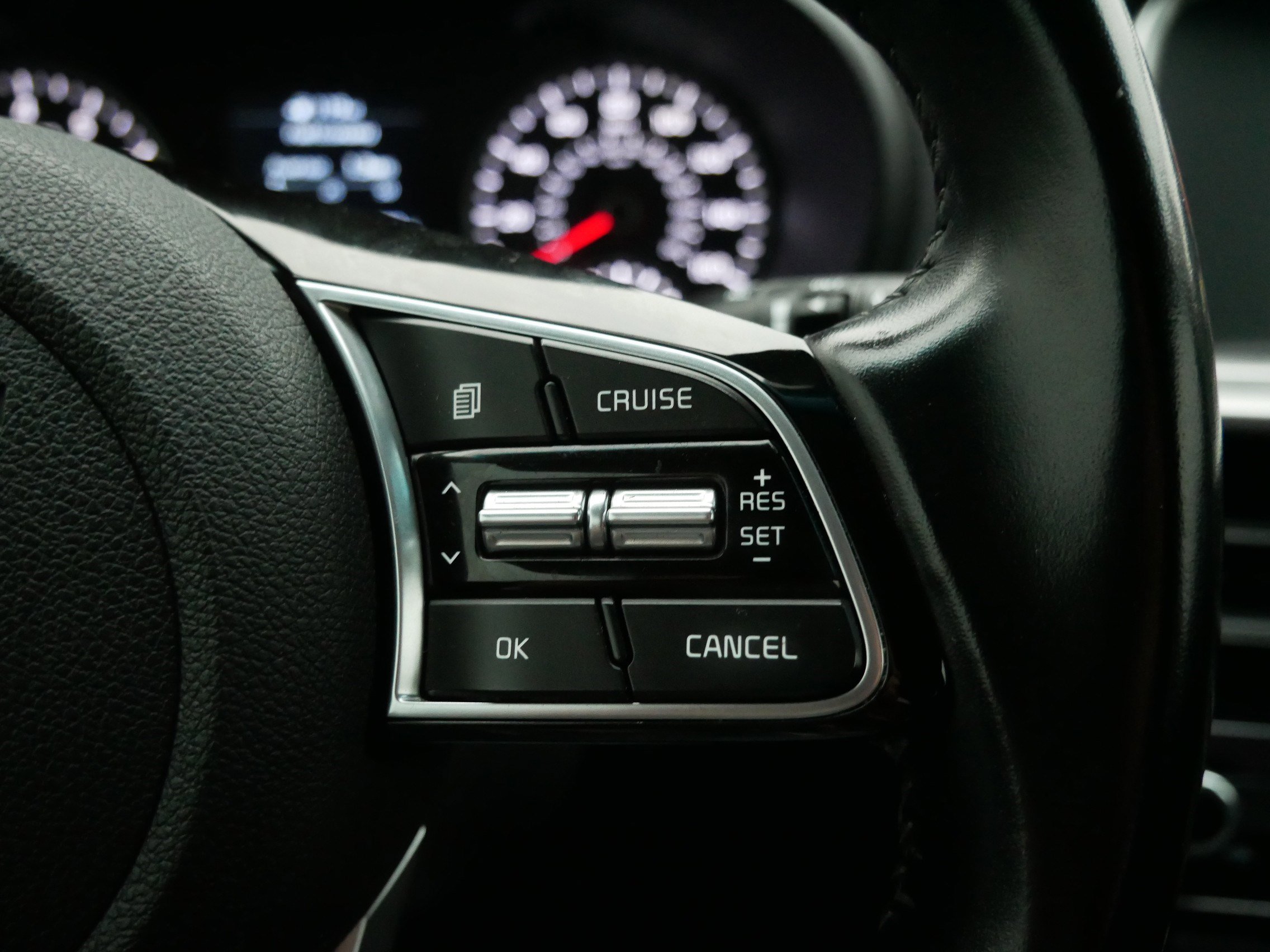 Used 2020 Kia Optima S image 28