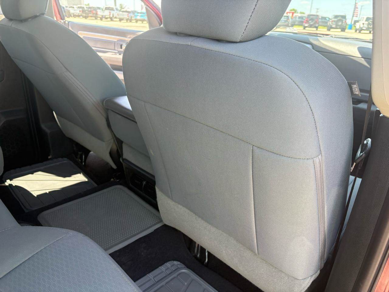 Used 2017 RAM 1500 Classic SLT AWD/4WD image 43