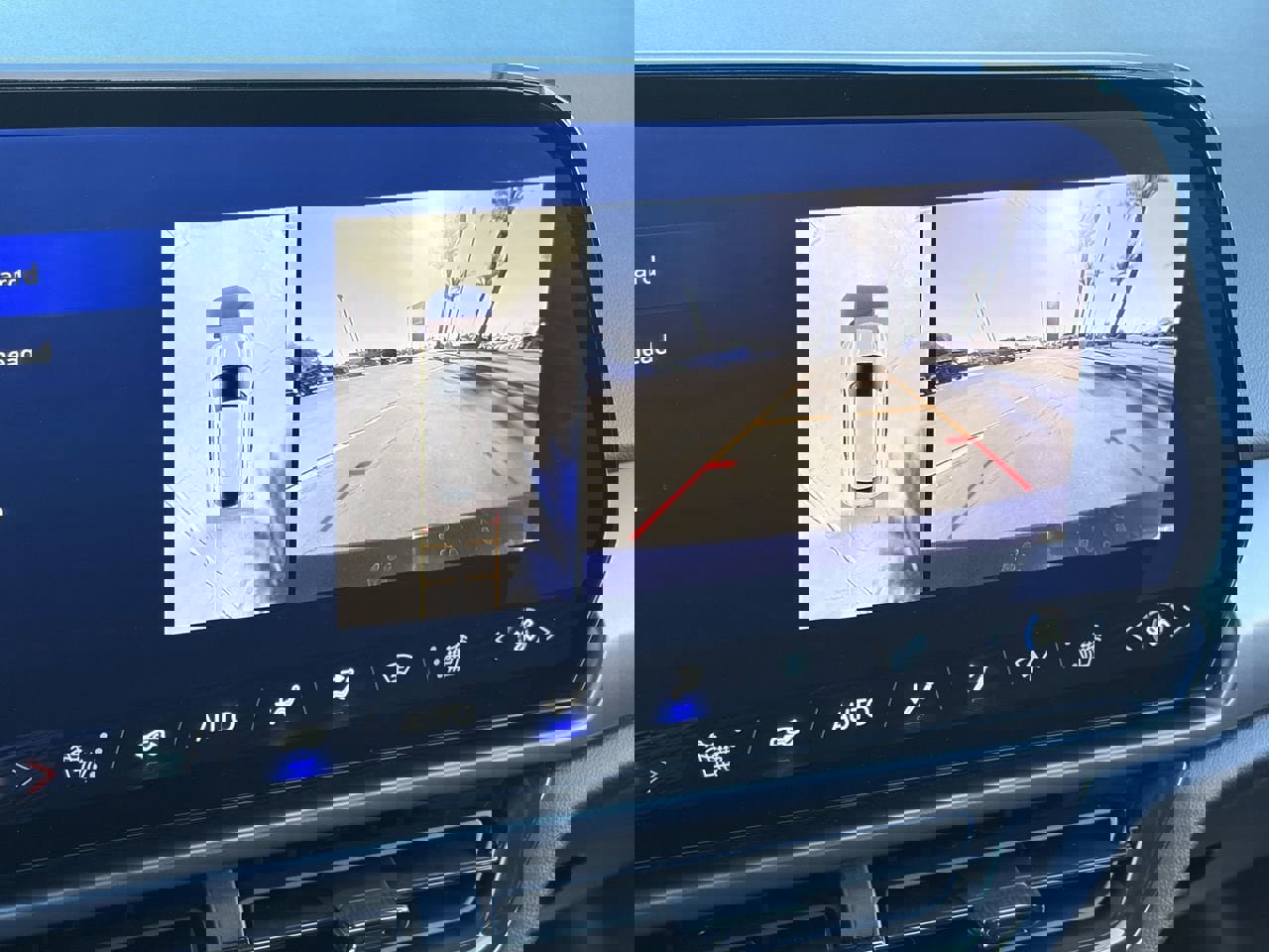 Used 2024 Chevrolet Equinox EV RS image 28