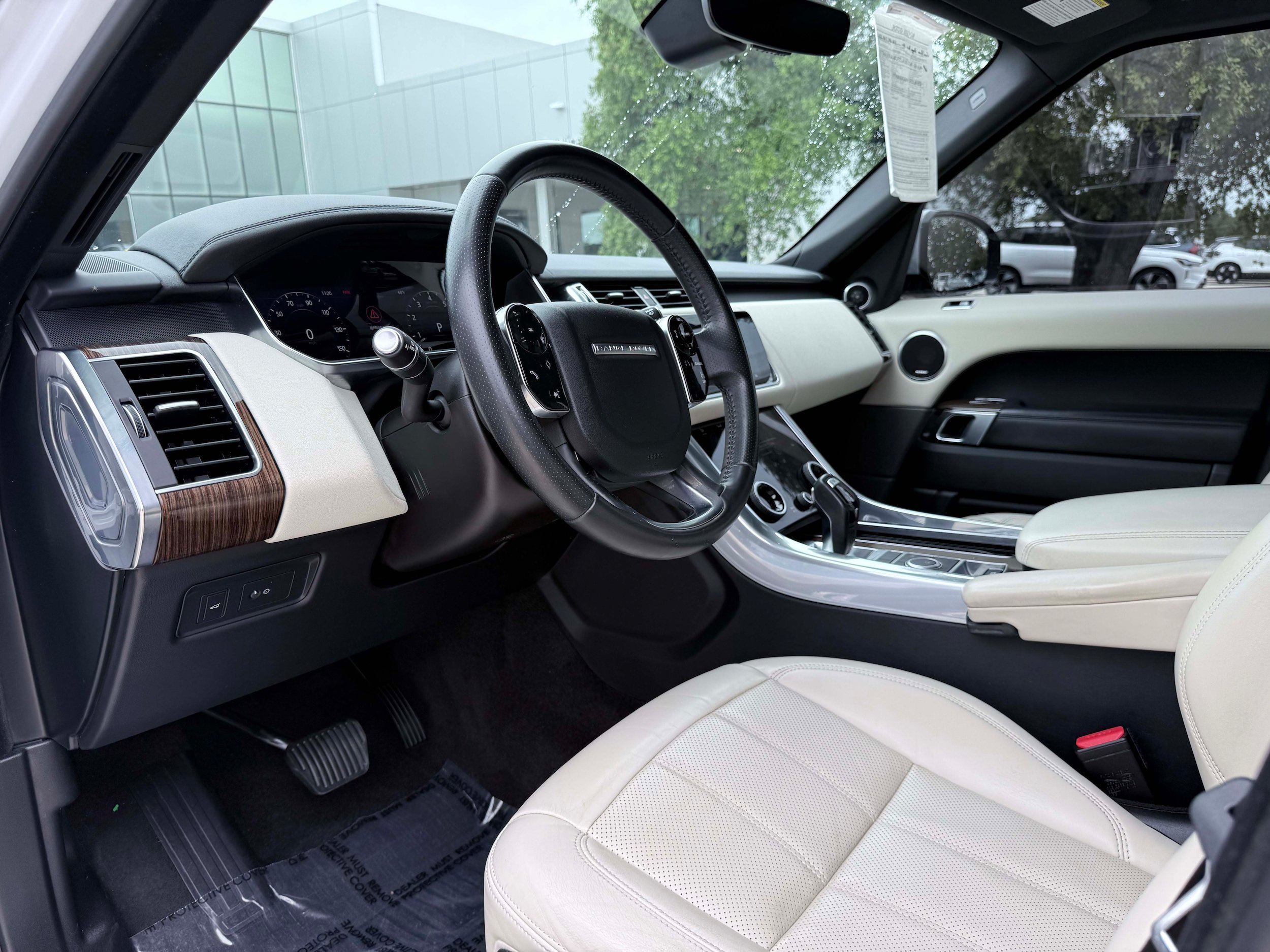 Used 2020 Land Rover Range Rover Sport HSE AWD/4WD image 10
