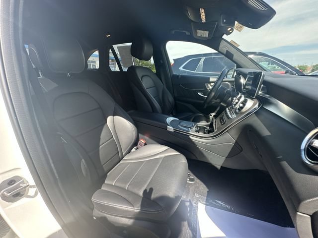 Used 2022 Mercedes-Benz GLC 300 4MATIC image 30