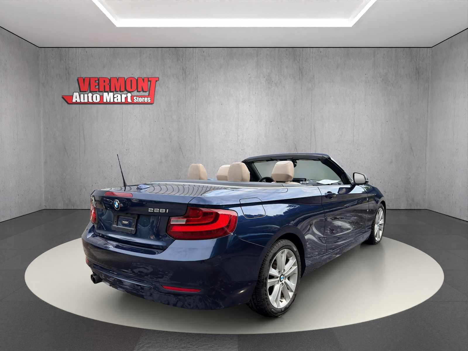 Used 2016 BMW 228i xDrive Convertible AWD/4WD image 8