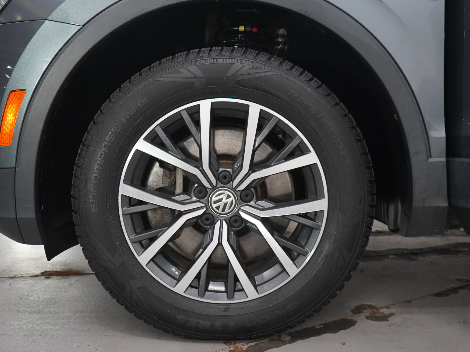 Used 2019 Volkswagen Tiguan SE w/ Panoramic Sunroof Package AWD/4WD image 29