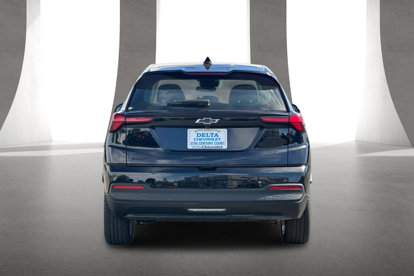 New 2027 Chevrolet Bolt LT w/ Comfort Package FWD image 5