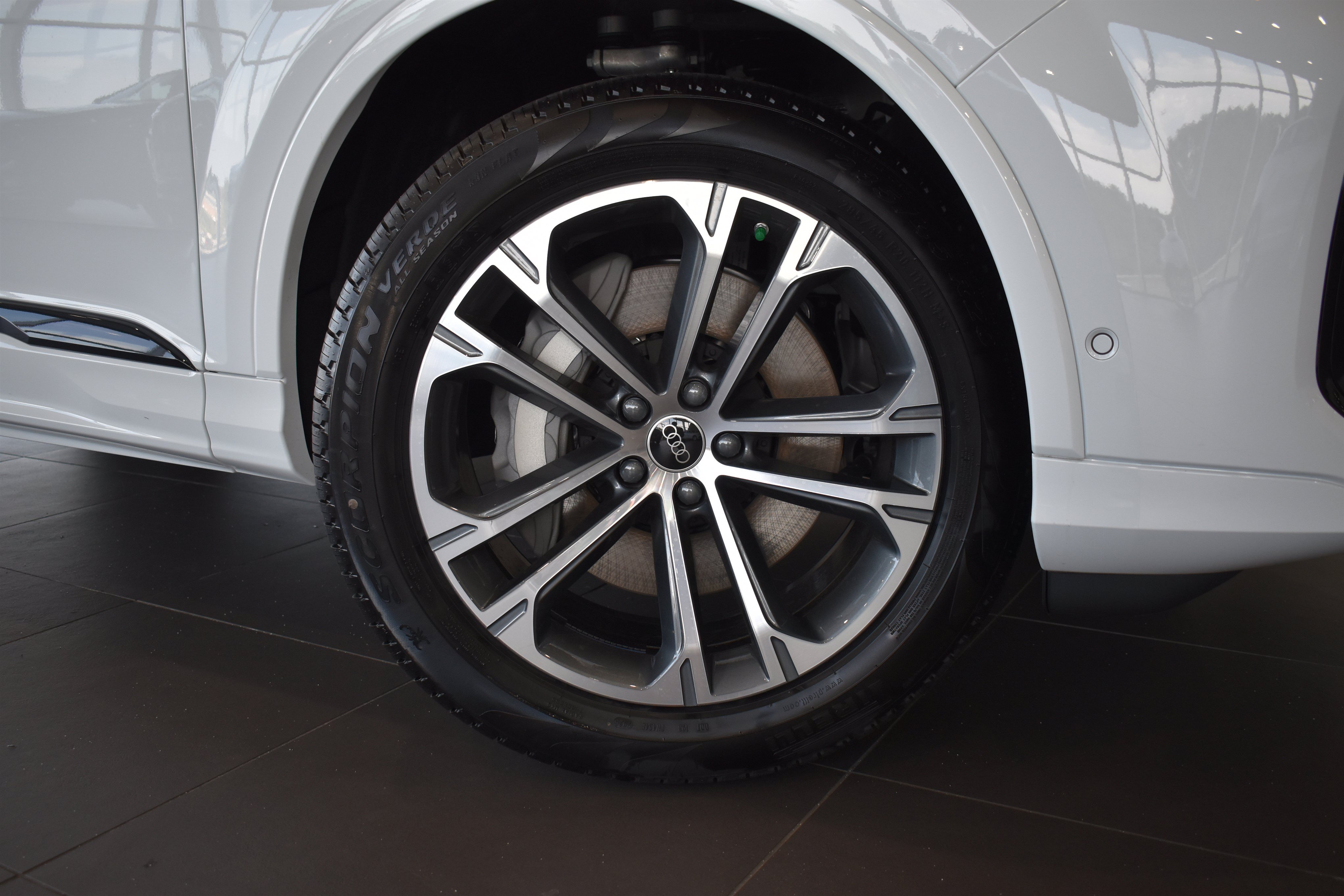 New 2026 Audi Q7 2.0T Premium AWD/4WD image 2