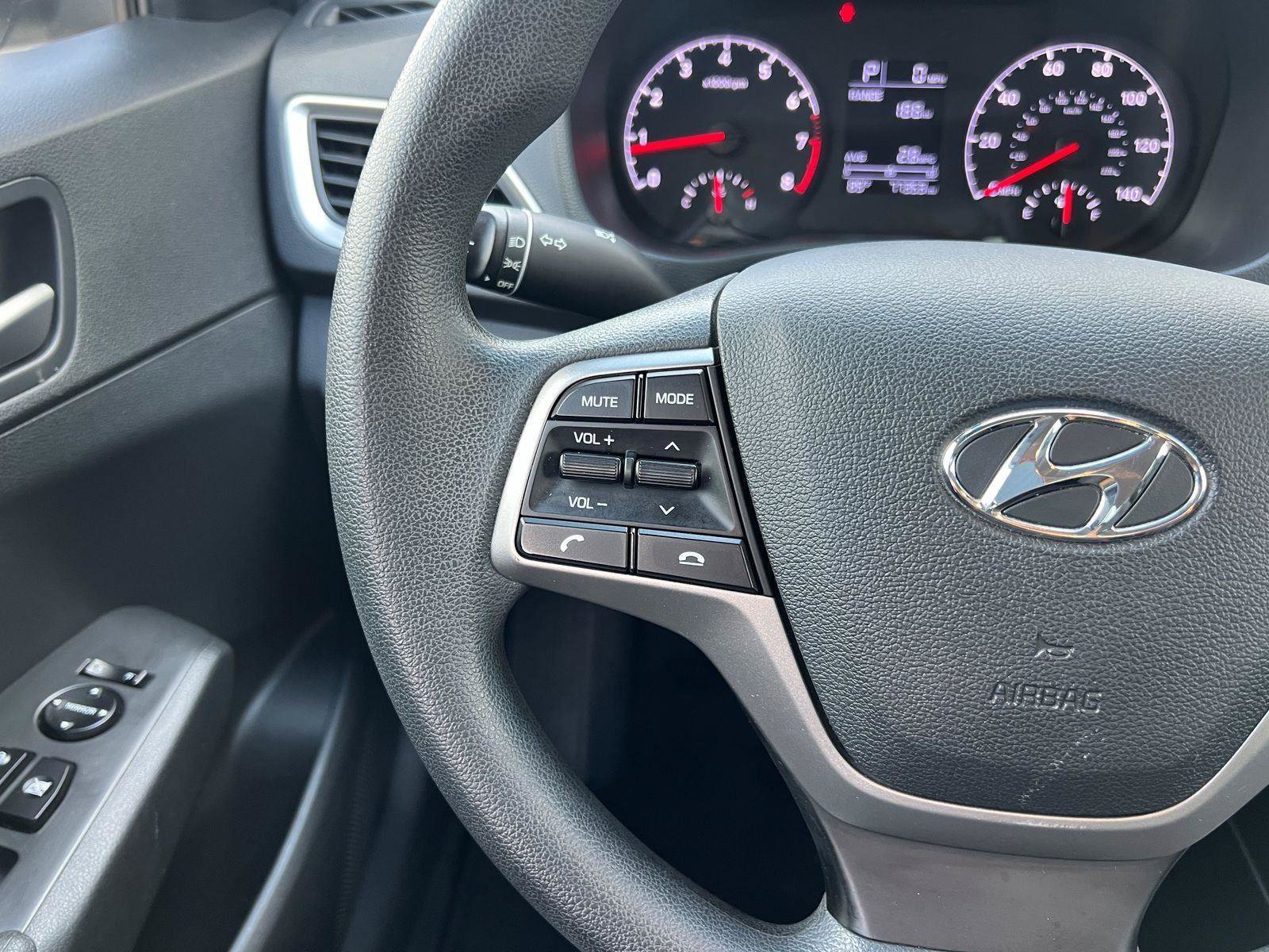Used 2022 Hyundai Accent SE FWD image 23