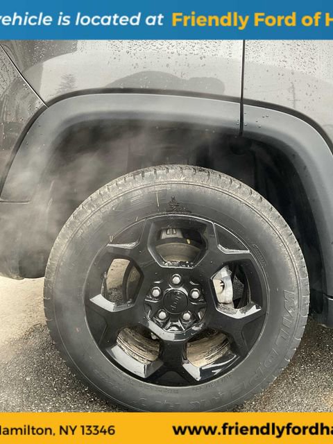 Used 2023 Jeep Compass Trailhawk w/ Trailhawk Elite Group AWD/4WD image 17