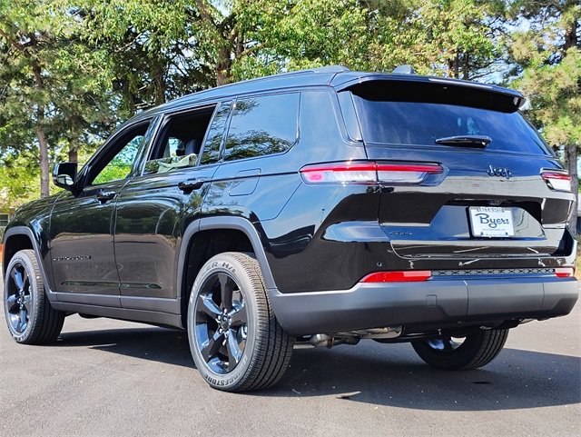 New 2025 Jeep Grand Cherokee L Altitude image 9