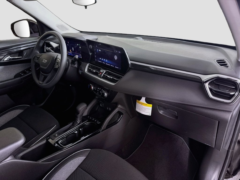 New 2026 Chevrolet TrailBlazer LT w/ Midnight Edition FWD image 28
